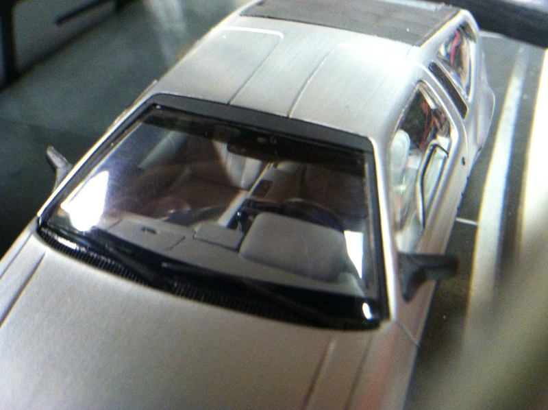 Illustration for article titled Minichamps Delorean Dmc-12